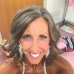 Meet your Posher, Sally